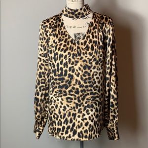 Vince Camuto animal print top